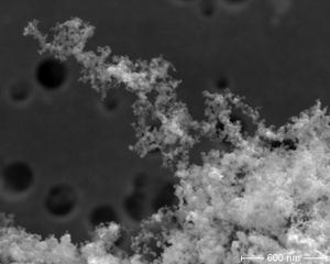 Granular titanium dioxide dust