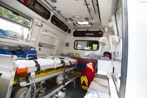 Vue intérieure d'une ambulance