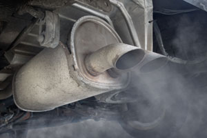 Échappement avec nuage de gaz d'échappement