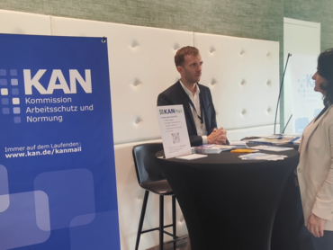 . Klick öffnet die Seite KAN auf dem ifaa-Kolloquium in Düsseldorf